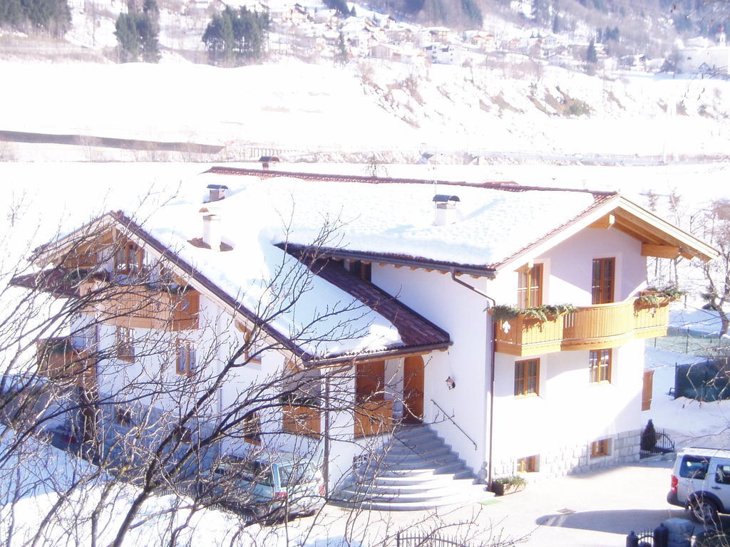 Villa Golf Pinzolo Buitenkant foto