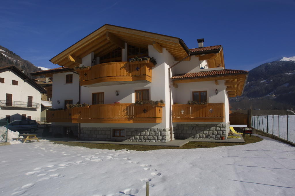 Villa Golf Pinzolo Buitenkant foto